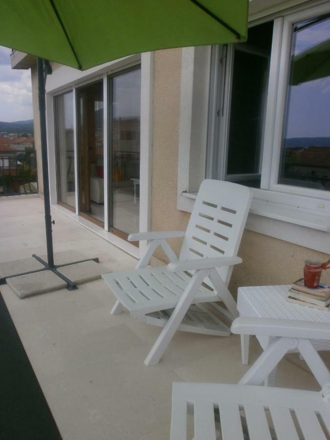 Apartmani Ljubica Kastela Exterior photo